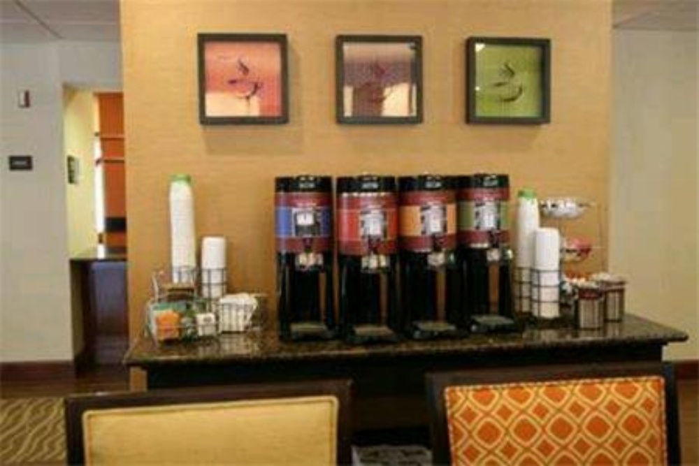 Hampton Inn Manhattan Image 24